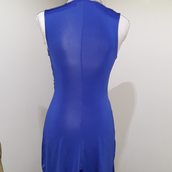 Royal blue low neck keyhole sleeveless dress - Picture 3 of 5
